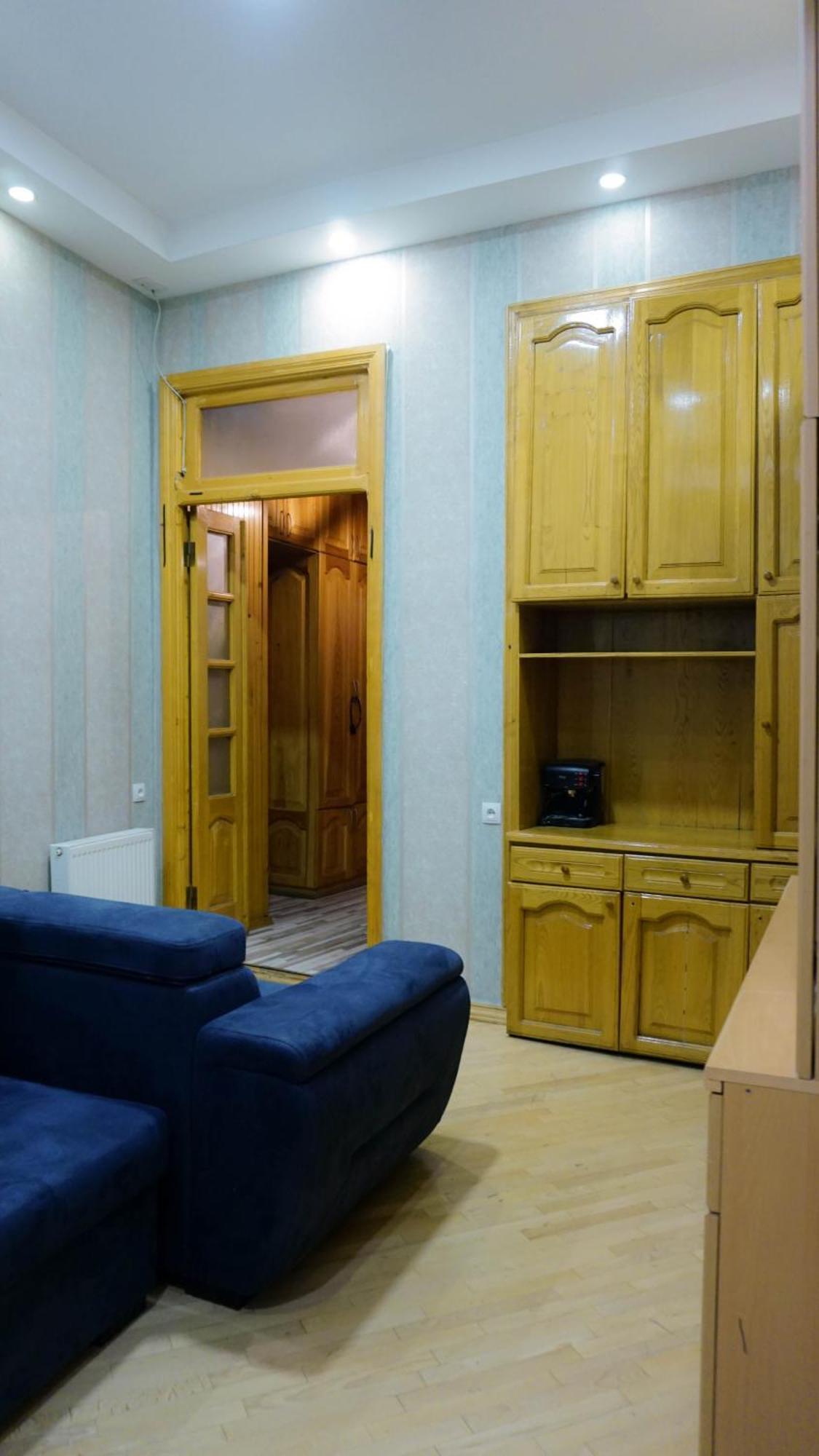 J Square Hostel Tbilissi Extérieur photo